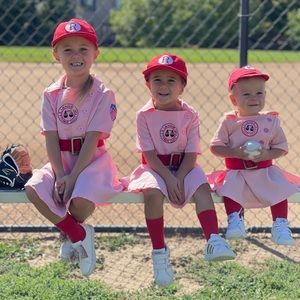 “A League of Their Own” softball costume.